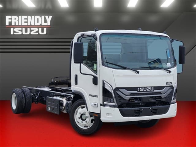 2024 Isuzu NPR HD 