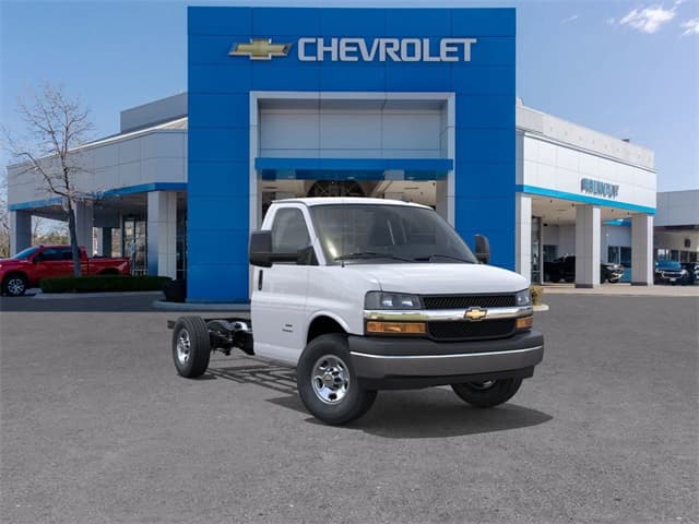 2025 Chevrolet Express 3500 Work Van