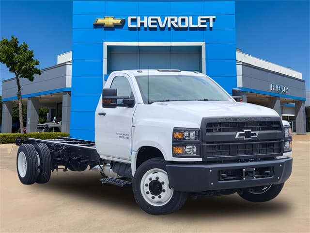 2023 Chevrolet Silverado 5500HD Work Truck